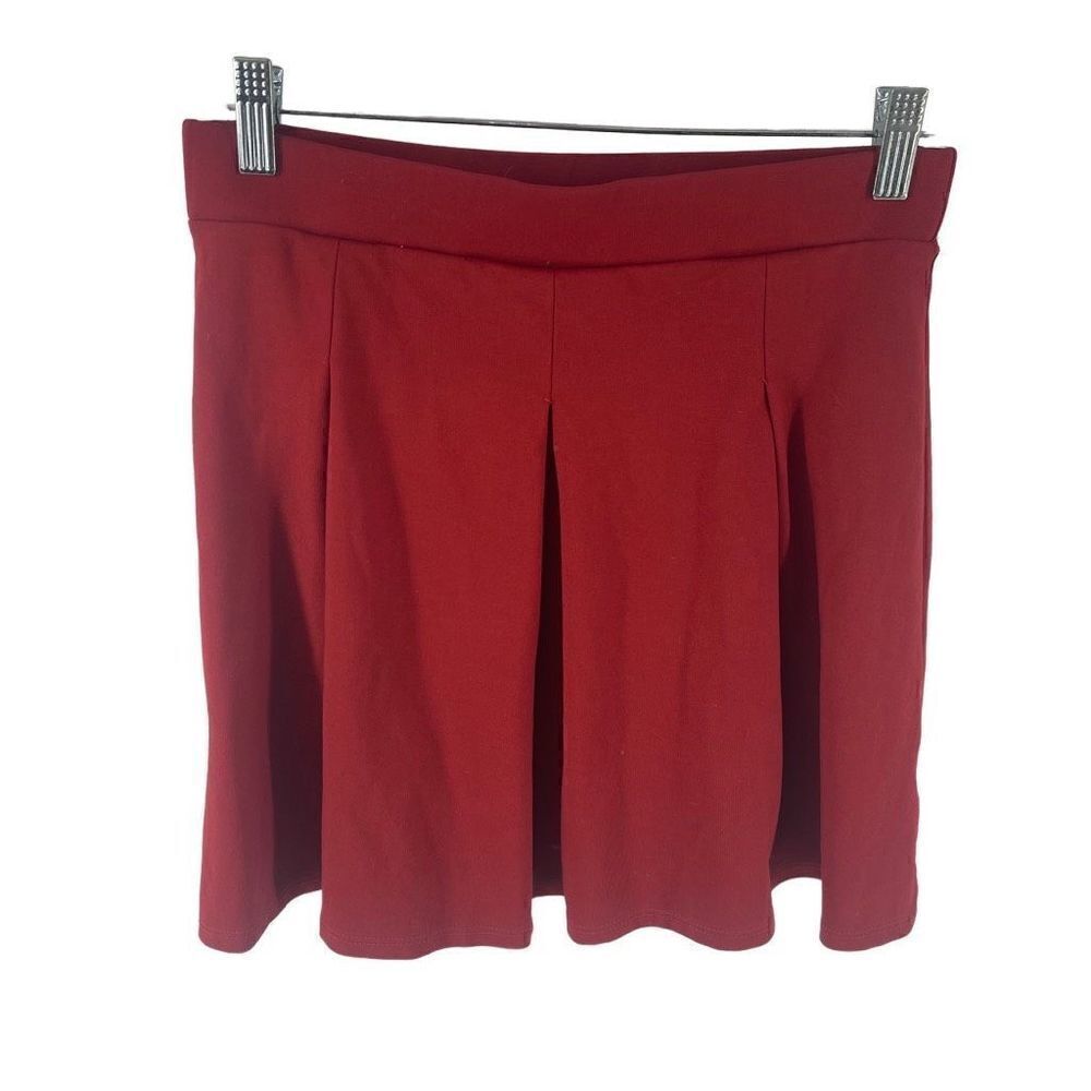 ModCloth Pleated skater Skirt Mini Flared Elastic Waist Stretch Red Size Medium